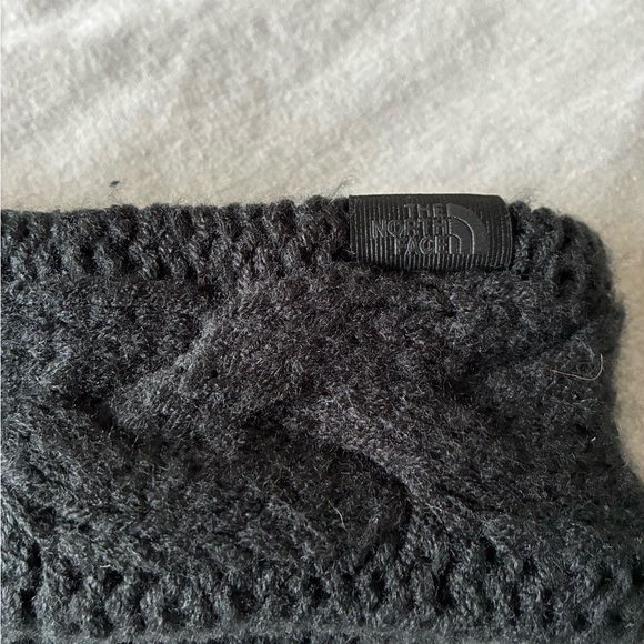 ✨NWT•The North Face• Black Knit Headband✨ - Picture 6 of 6